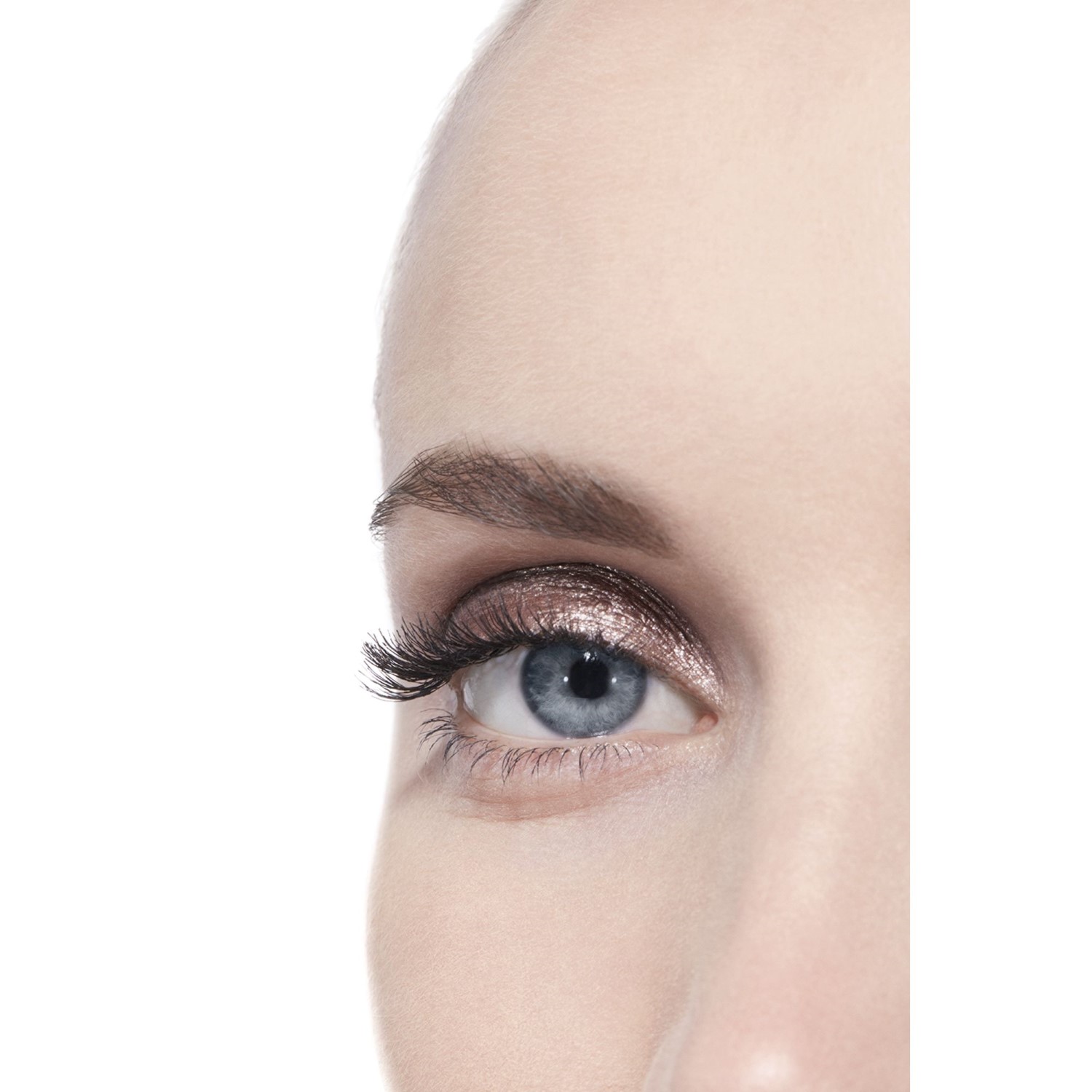 SOMBRA DE OJOS LÍQUIDA DE LARGA DURACIÓN